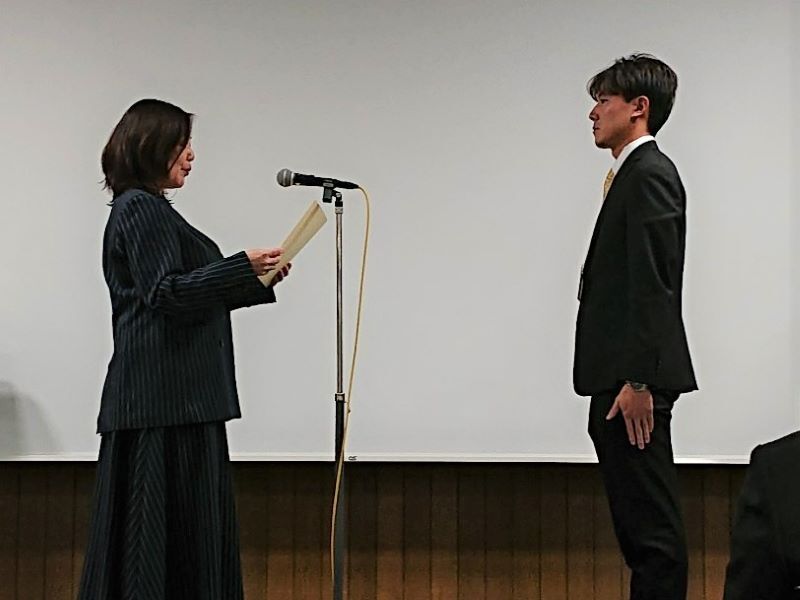 写真2 山元さん「優秀賞」受賞！（写真右）