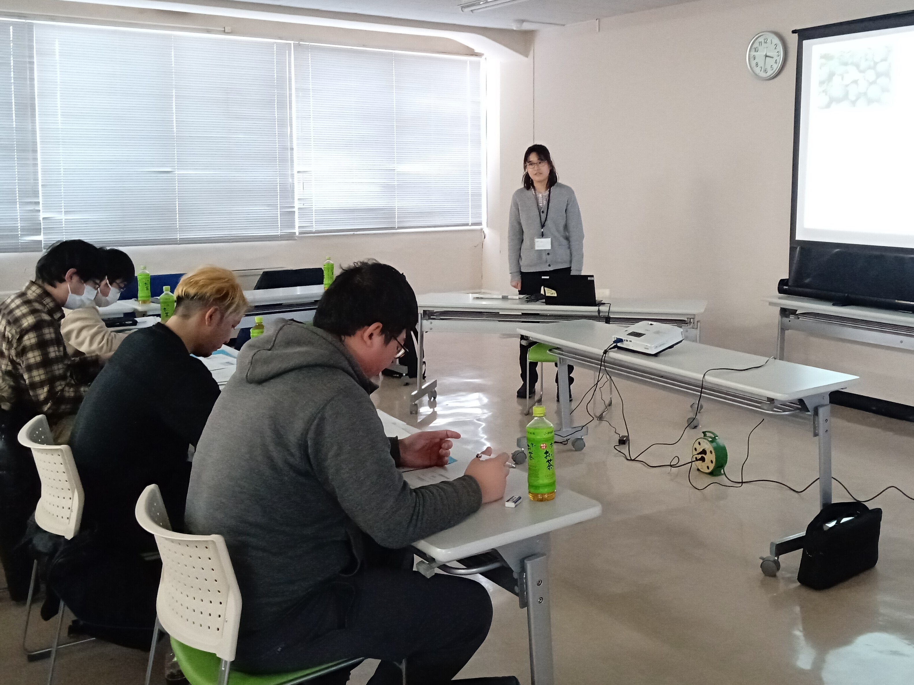 写真2 普及センターより説明