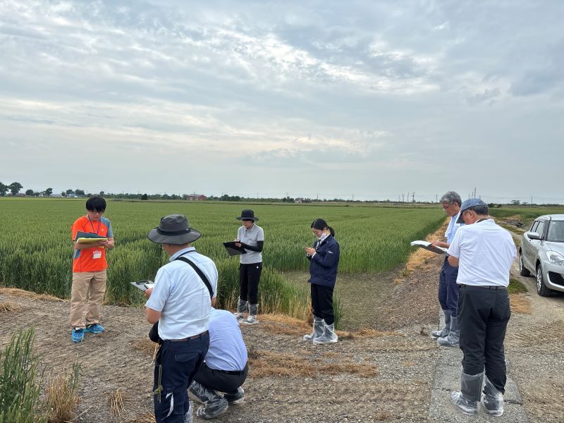 写真1＿普及センターより生育状況の報告