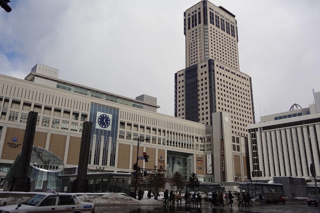 420_Sapporo-station-2.jpg